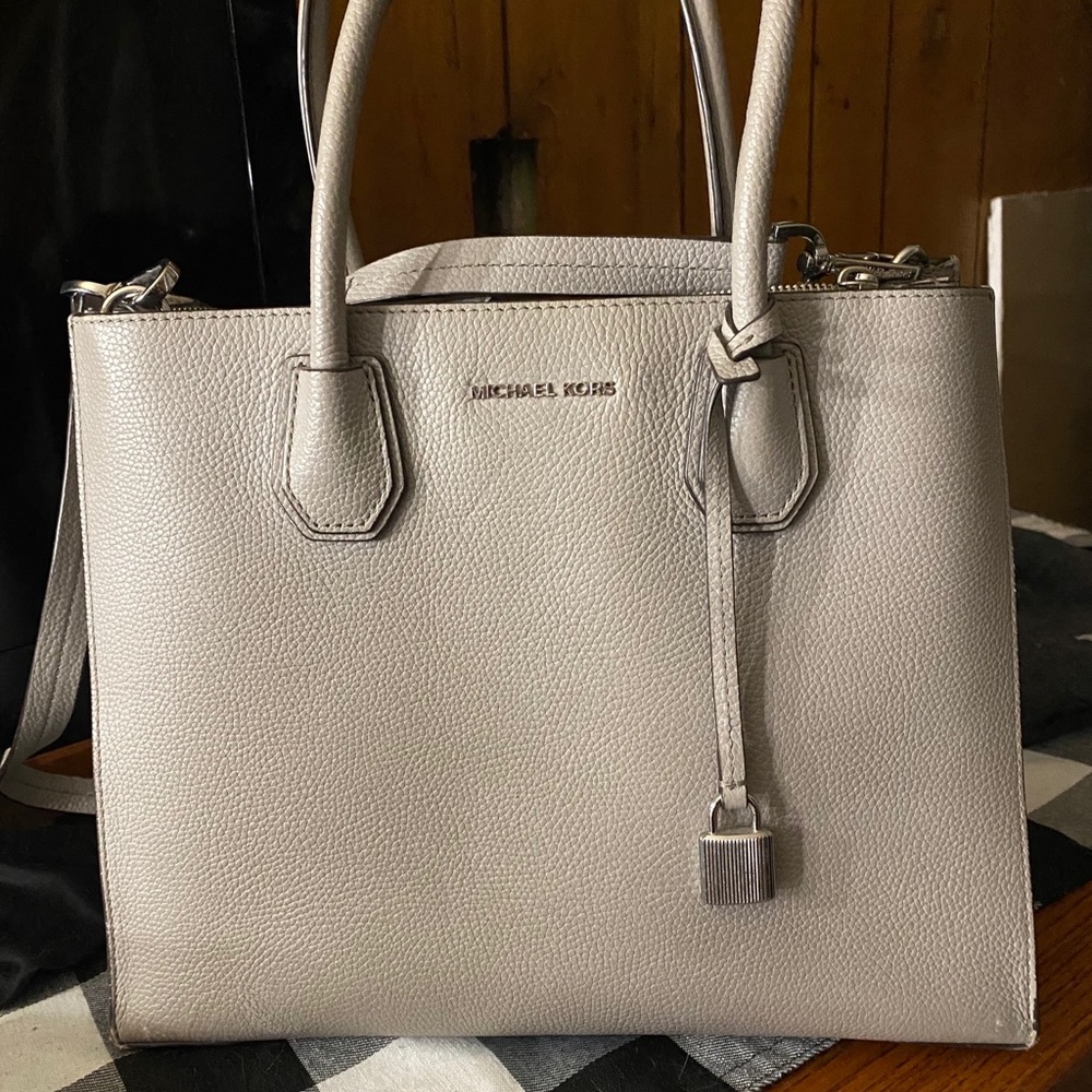 Michael kors shoulder bag